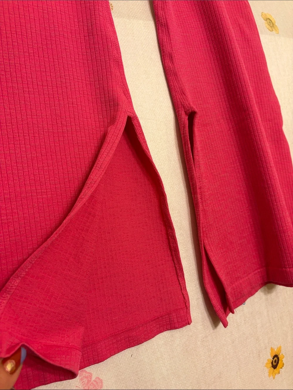 JoyLab - Hot Pink Ribbed Flare Leggings - Picture 4 of 8